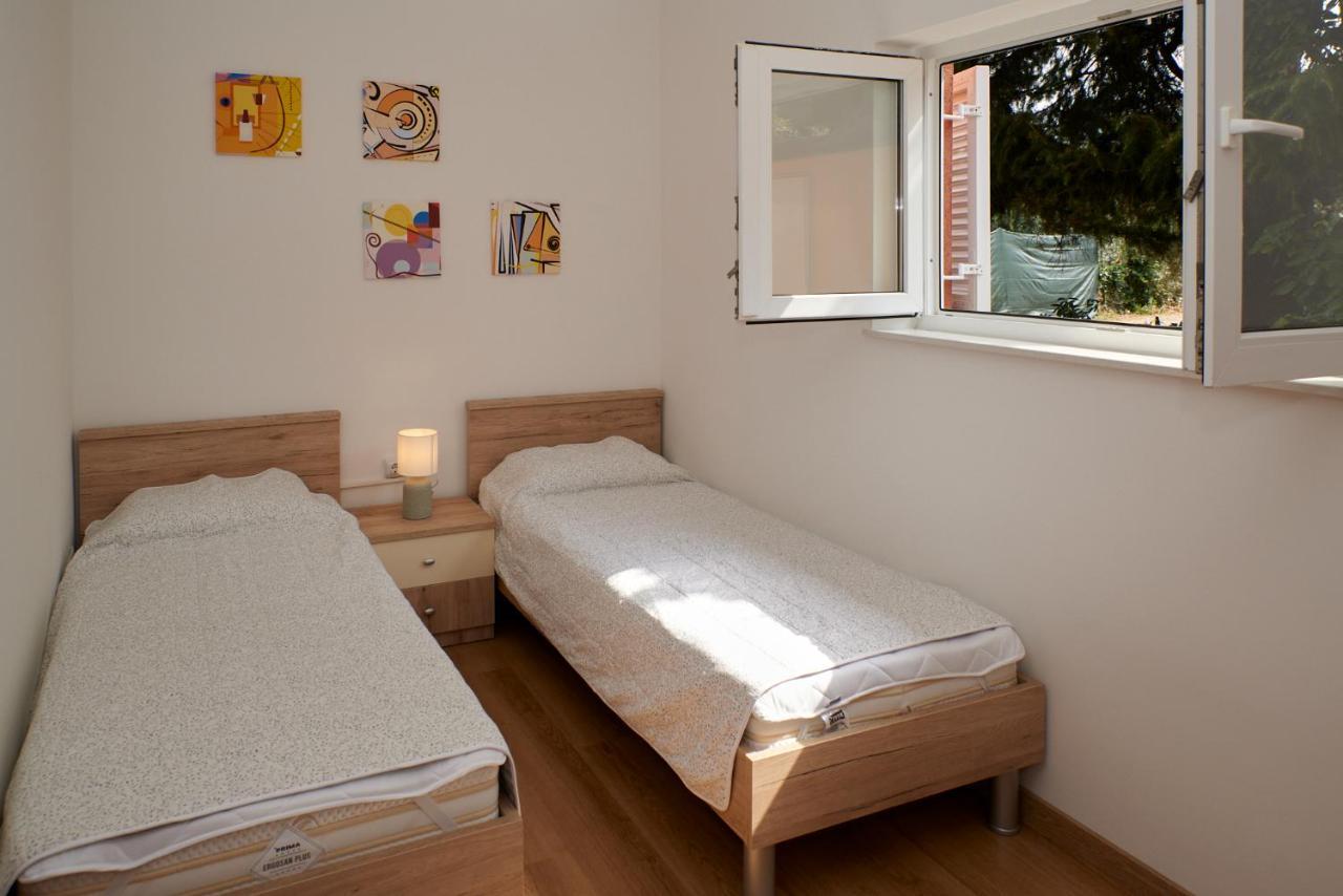 Cittanova Boutique Apartment Con Piscina Novigrad Istria Exterior foto